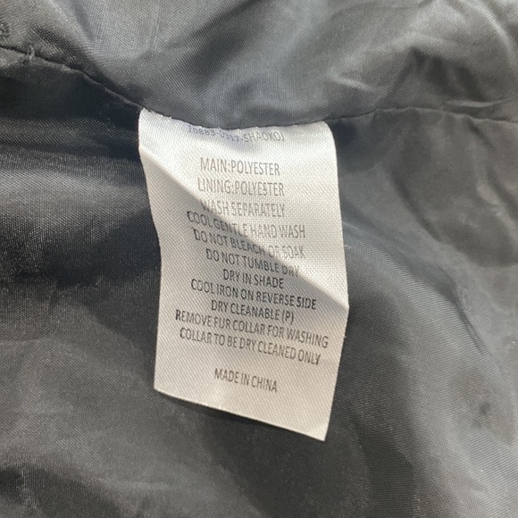 SASS - Black Coat with Grey Fur Collar - Picture 7 of 7